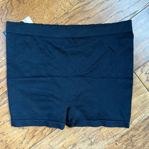 Plus form Shaper and Smoother Boy Shorts - Picture 7 of 7